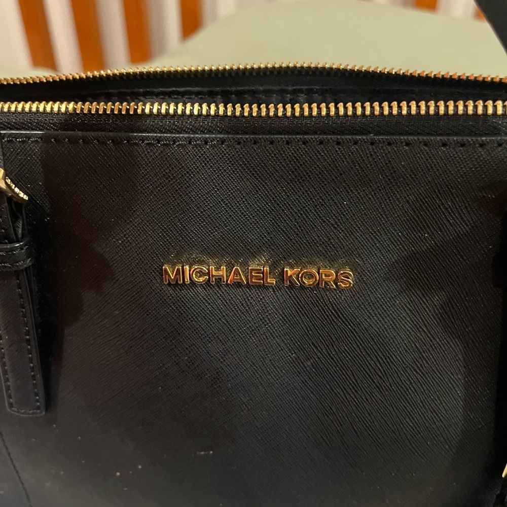 MICHAEL Michael Kors Jet Set Bag - Picture 10 of 14